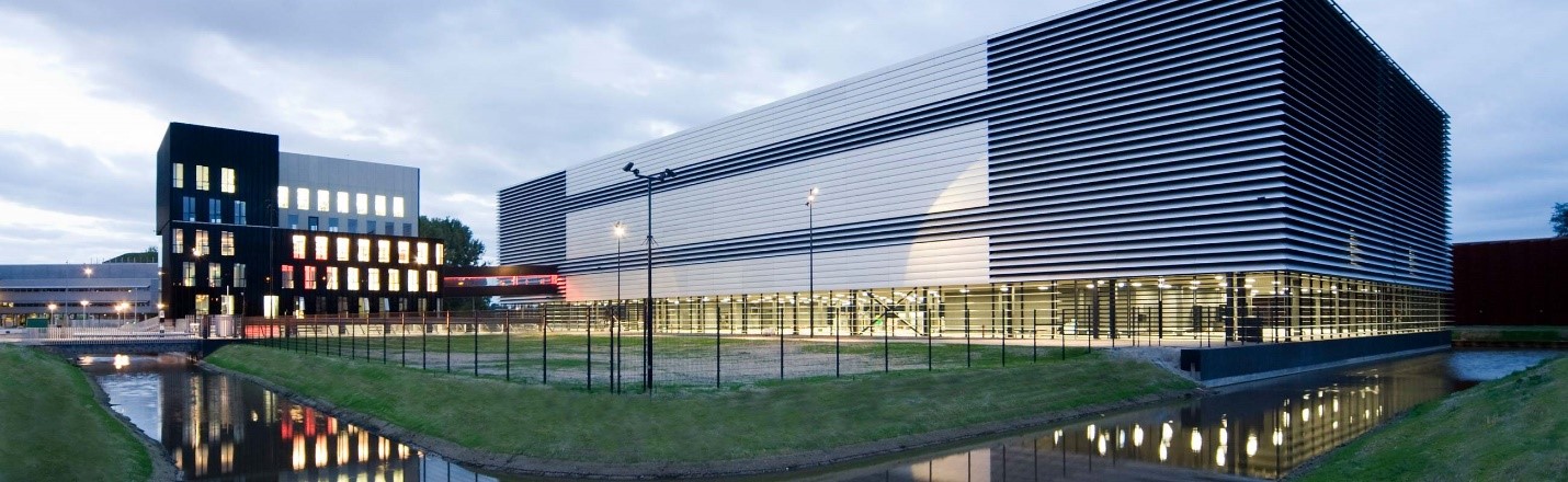 New AM2 data center in Amsterdam